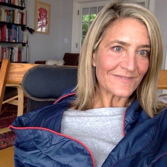 Meet your Posher, Katy - Picture 1 of 1